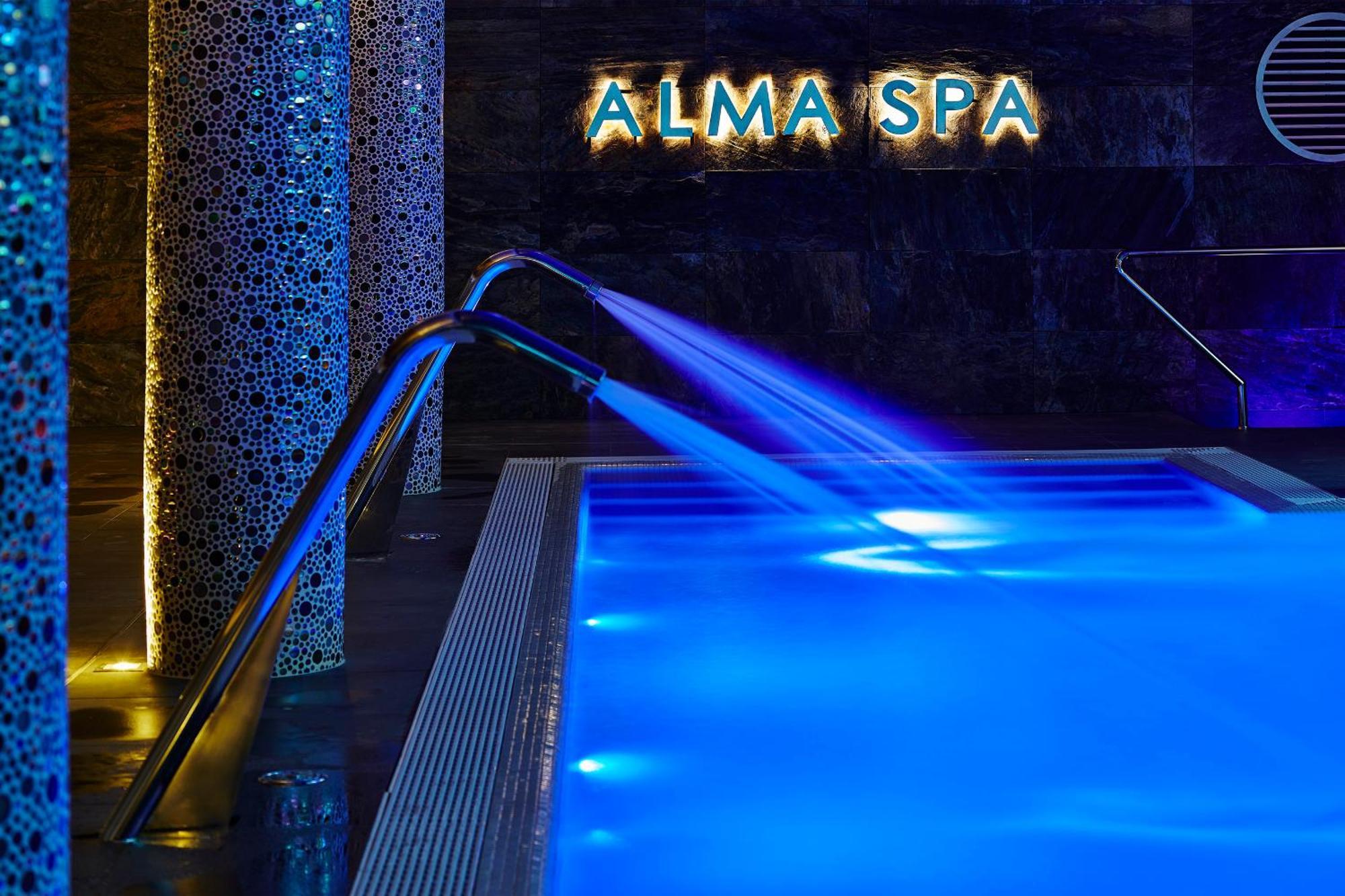 Alcazar Hotel & Spa モンテ・ゴルド エクステリア 写真